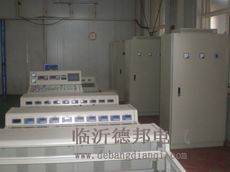 PLC、觸摸屏控制系統(tǒng)212